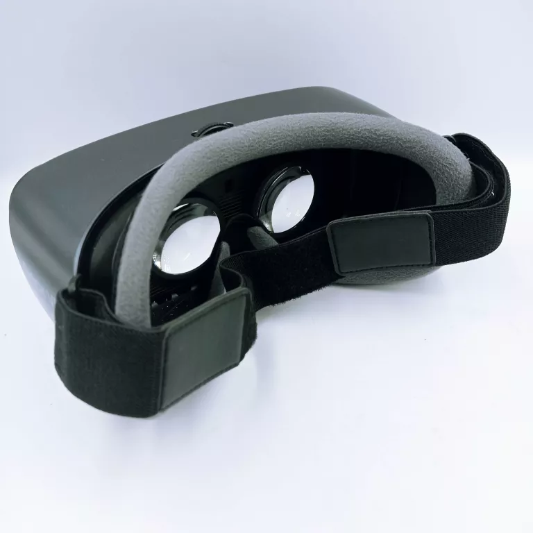 samsung-gear-vr-with-controller-ean-gtin-5902307010063