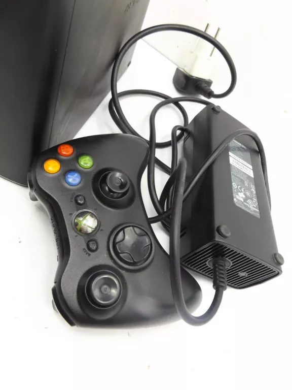 KONSOLA XBOX 360 S 1439 250GB +PAD ZASILACZ 5 GIER