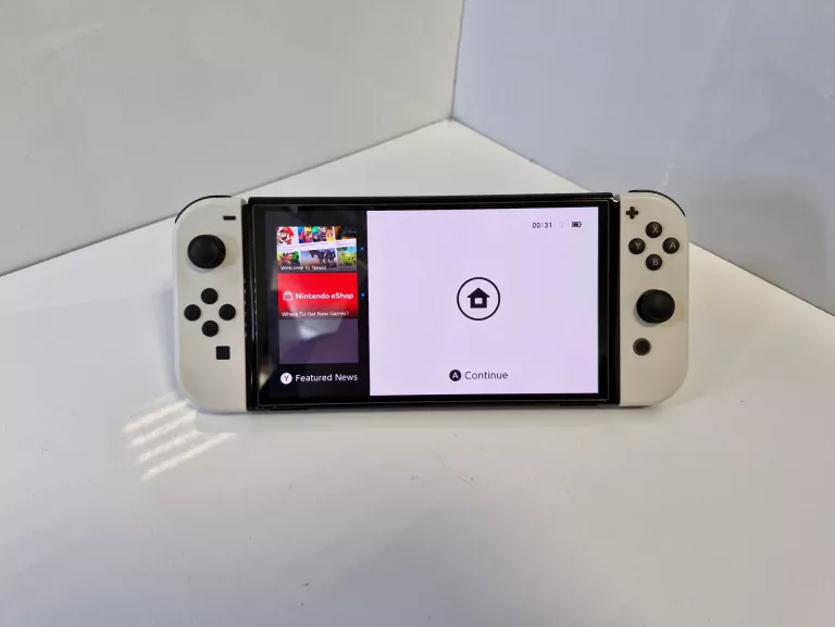 KONSOLA NINTENDO SWITCH OLED BIAŁA