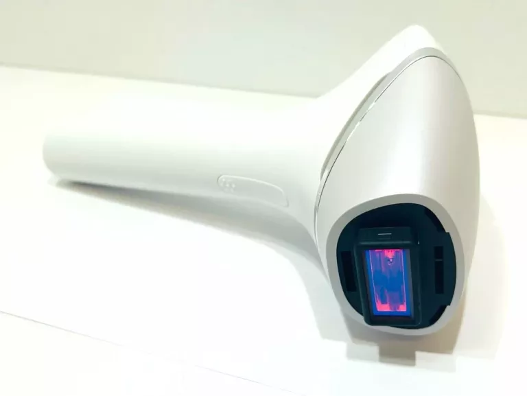 DEPILATOR LASEROWY PHILIPS LUMEA PRESTIGE/BRI953