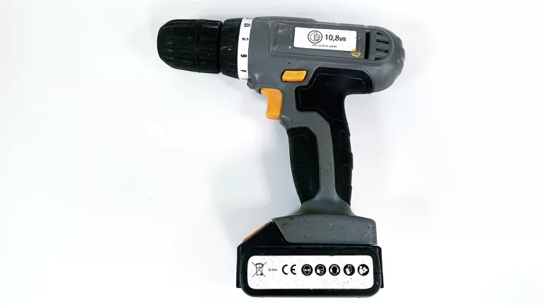 wkretarka-auchan-108vb-jana-pawla-ii-20-mikolow-goold