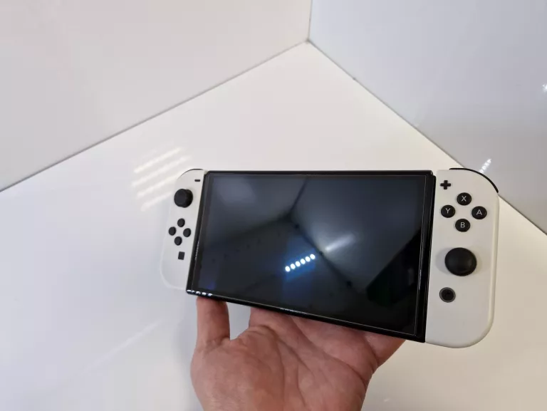 KONSOLA NINTENDO SWITCH OLED BIAŁA