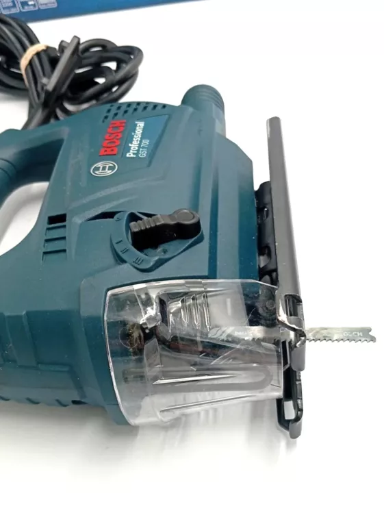 WYRZYNARKA BOSCH GST 700