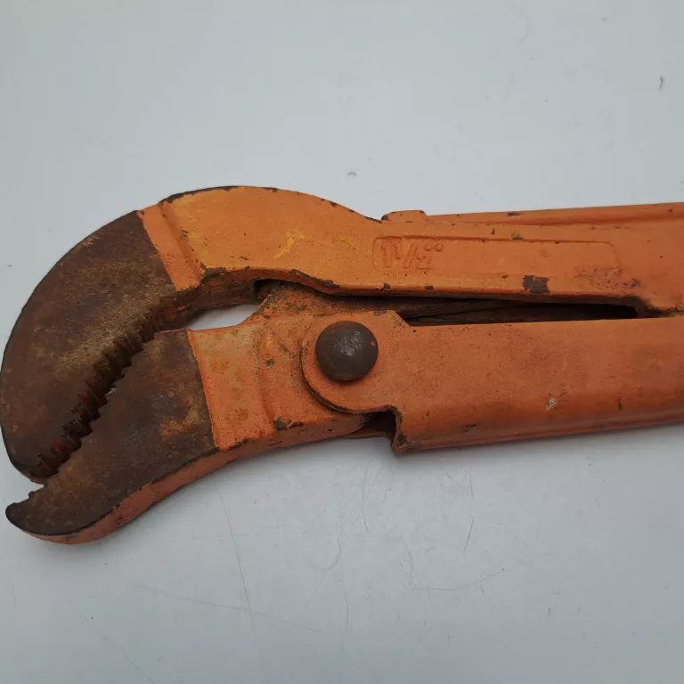 KLUCZ NASTAWNY DO RUR 1 1/2"