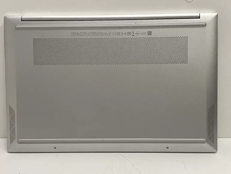 laptop-156-hp-pavilion-15-eg0033nw-i5-1135g7512gb8gbwin-11-przekatna-ekranu-1560