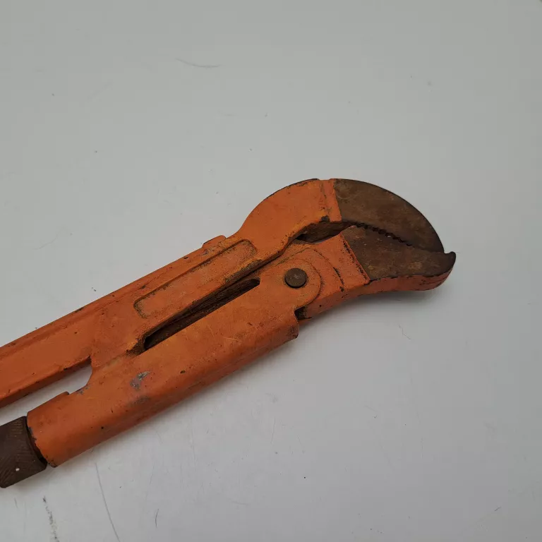 KLUCZ NASTAWNY DO RUR 1 1/2"