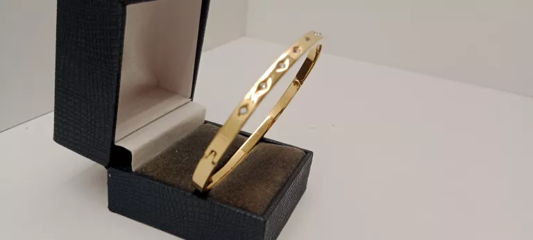 BRANSOLETKA STAL SZLACHETNA SZTYWNA Z CYRKONIAMI ŚREDNICA:6CM