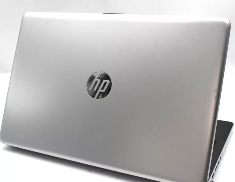LAPTOP HP 15-DB1067NW RYZEN 5 3500U/16GB RAM/VEGA MOBILE GFX/512GB SSD