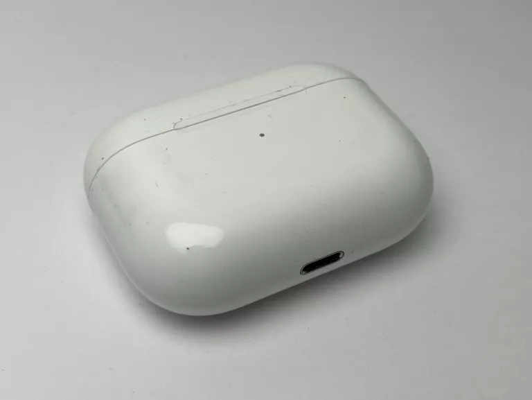 SŁUCHAWKI AIRPODS PRO 1GEN MLWK32M/A