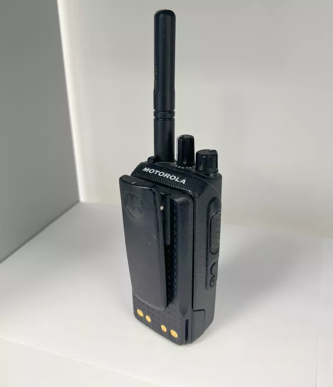RADIOTELEFON MOTOROLA DP2400