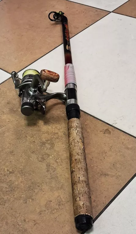 WĘDKA SELECTIO SPIN-PIKE 270-5+KOŁOWROTEK CRIVIT 5,5+AKCESORIA