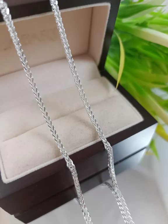 PIĘKNY SREBRNY ŁAŃCUSZEK 10,31 G 925