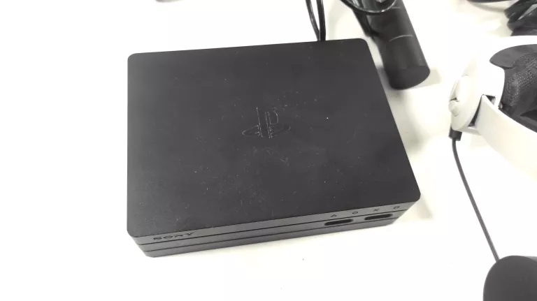 sony-playstation-vr-czarne-kamera-sony-ps4-stan-11323-2