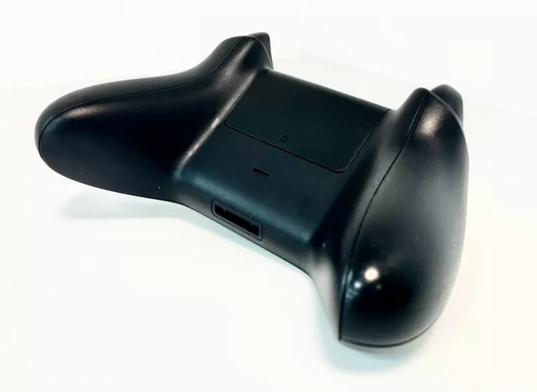 PAD DO XBOX ONE CZARNY
