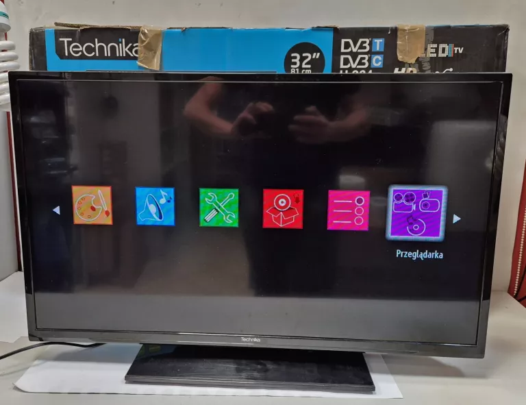 TELEWIZOR LED TECHNIKA 32" HD READY CZARNY (32-278-AW15)