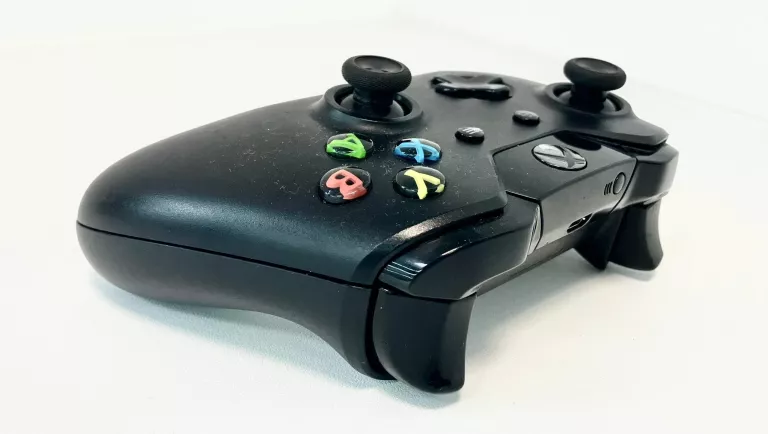 PAD DO XBOX ONE CZARNY