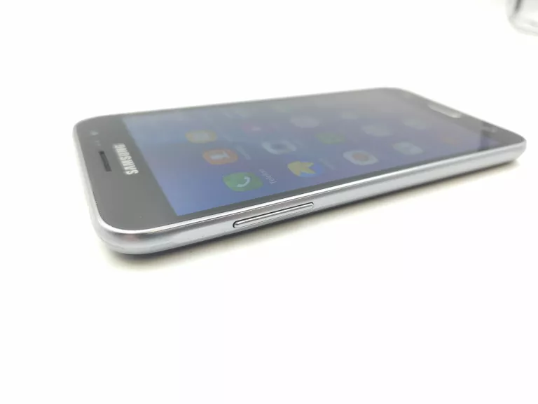 TELEFON SAMSUNG GALAXY J3 2016