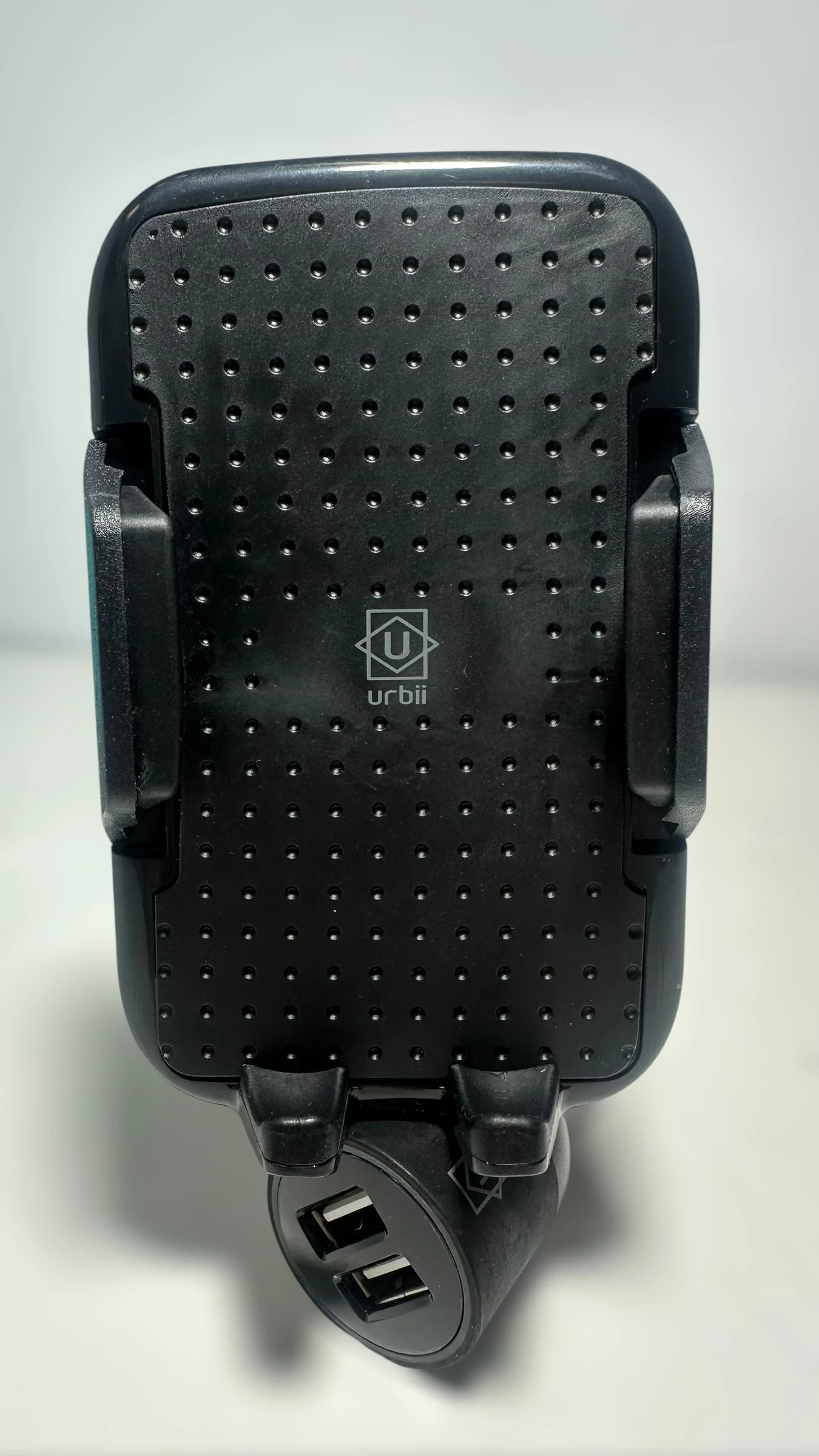 uchwyt-z-ladowarka-urbii-do-auta-stan-11323-2