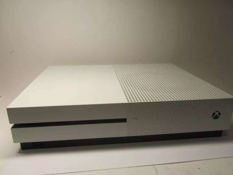 KONSOLA XBOX ONE S 500GB PAD ZESTAW