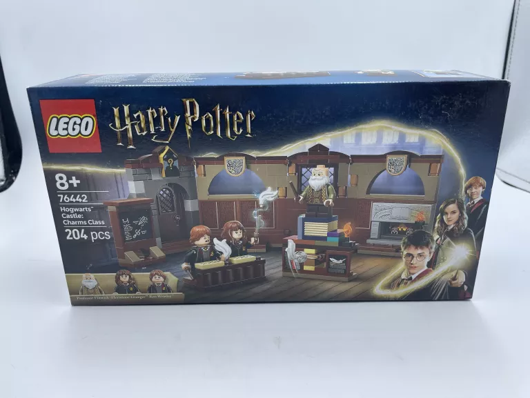 KLOCKI LEGO HARRY POTTER 76442 ZAMEK HOGWART: ZAJĘCIA Z ZAKLĘĆ I UROKÓW
