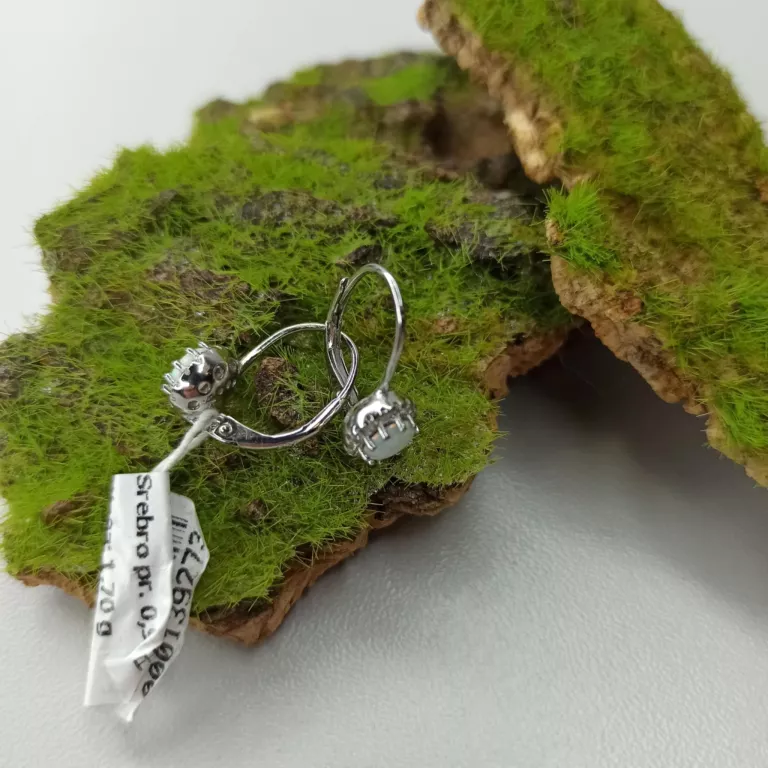 SREBRO KOLCZYKI BIAŁY OPAL 1,7G