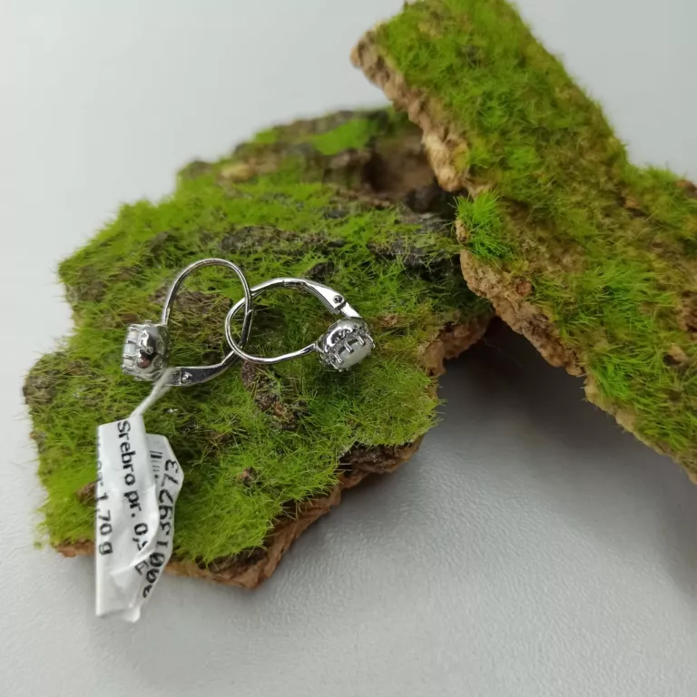 SREBRO KOLCZYKI BIAŁY OPAL 1,7G