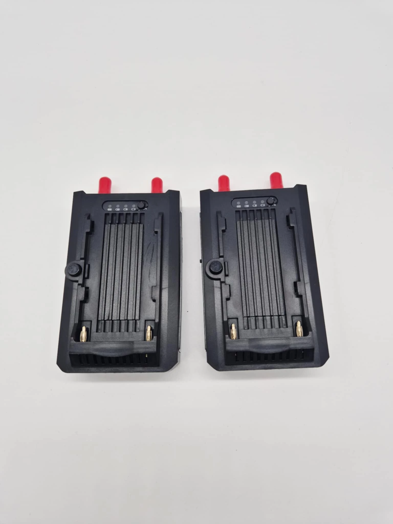 bezprzewodowy-nadajnik-i-odbiornik-hdmi-do-transmisji-wideo-stan-11323-238058