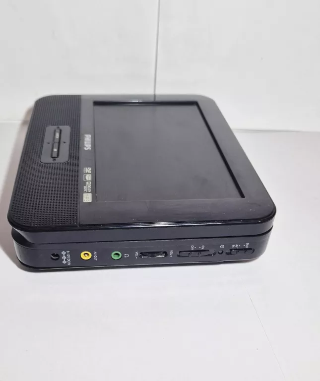 PRZENOŚNY ODTWARZACZ DVD PHILIPS PD7042/12