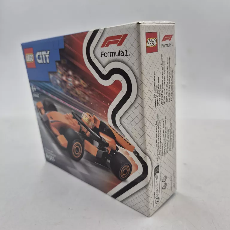 KLOCKI LEGO CITY 60442 F1 CITY DRIVER Z SAMOCHODEM WYŚCIGOWYM MCLAREN