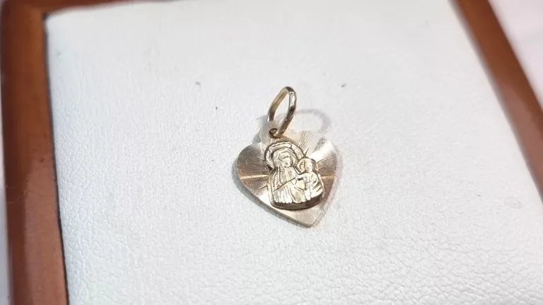 ZŁOTA ZAWIESZKA 0,75 G 585