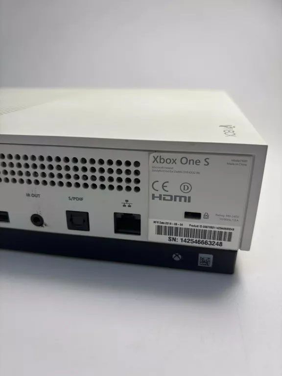 KONSOLA XBOX ONE S 500GB