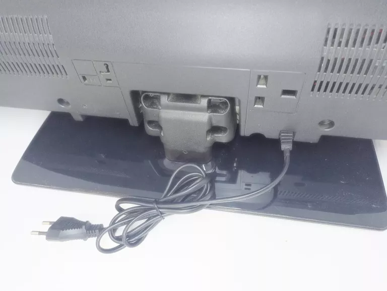 TELEWIZOR JVC 32 CALE LT-32VH42M
