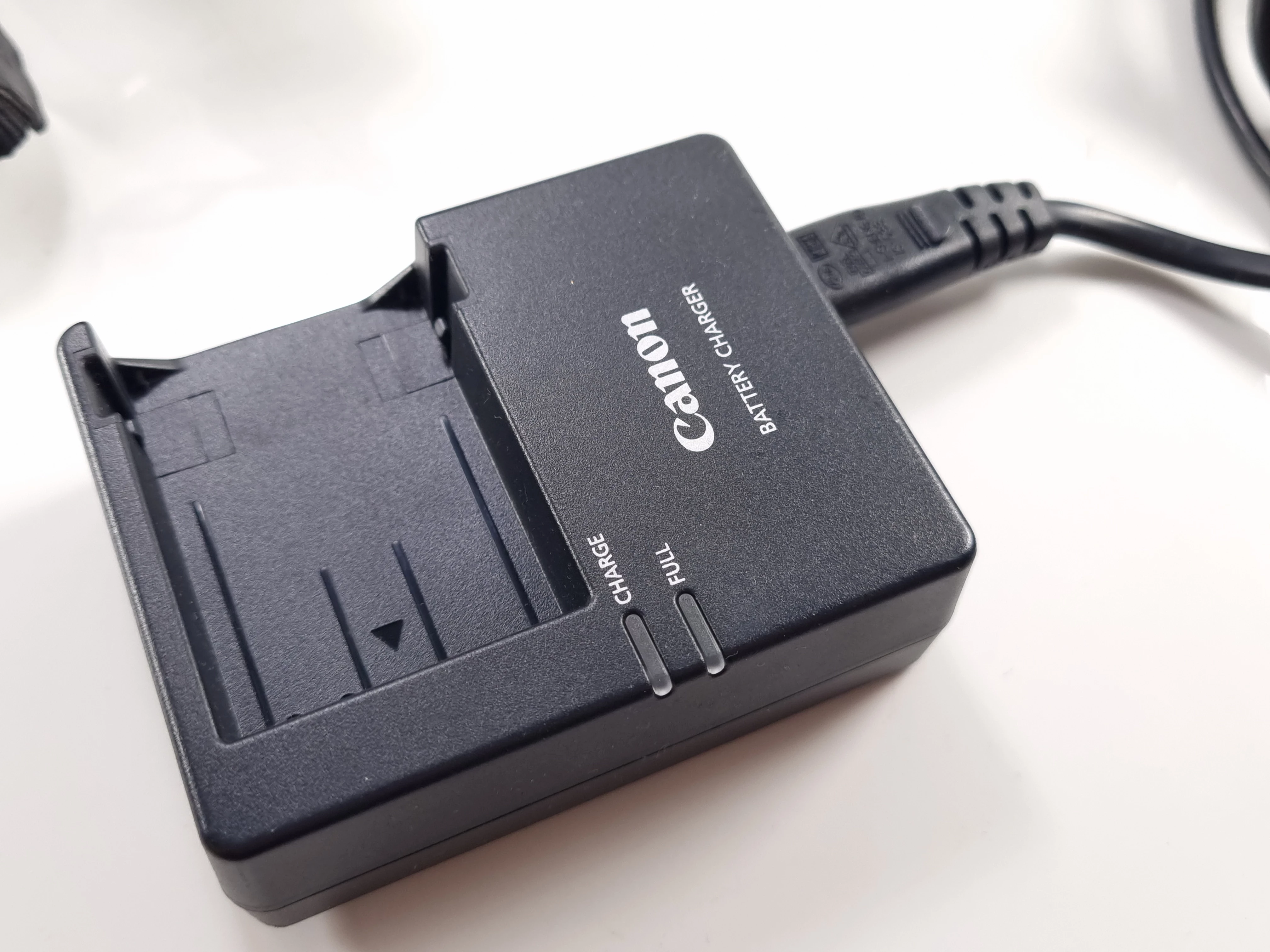 lustrzanka-canon-eos-550d-obiektyw-18-55mm-jakosc-video-206962-228946