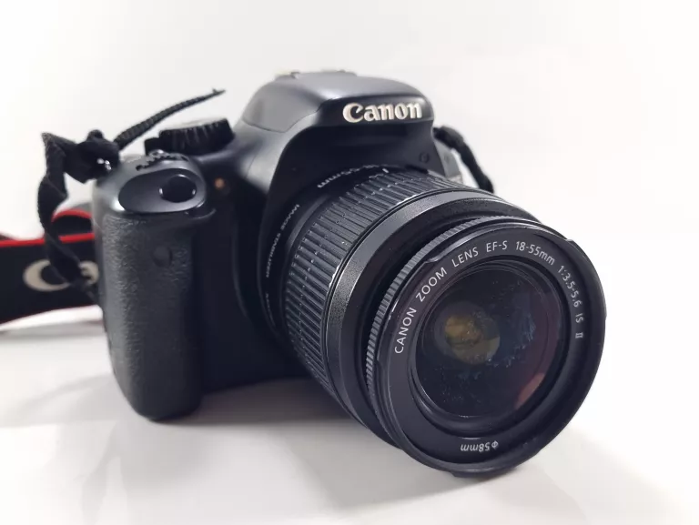 lustrzanka-canon-eos-550d-obiektyw-18-55mm-w-zestawie-814-2