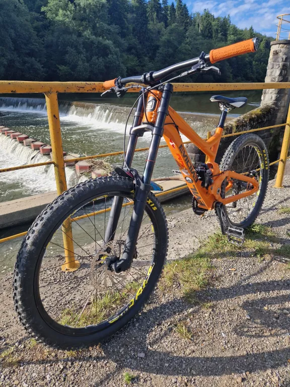 rower-evil-revolt-rama-m-shimano-zee-cura-rock-shox-vivid-boxer-dworcowa-14-zywiec