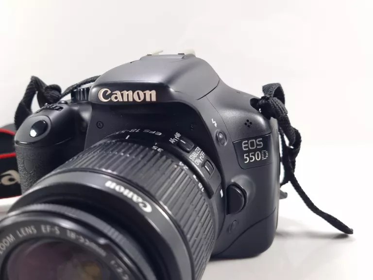 lustrzanka-canon-eos-550d-obiektyw-18-55mm-stan-11323-2