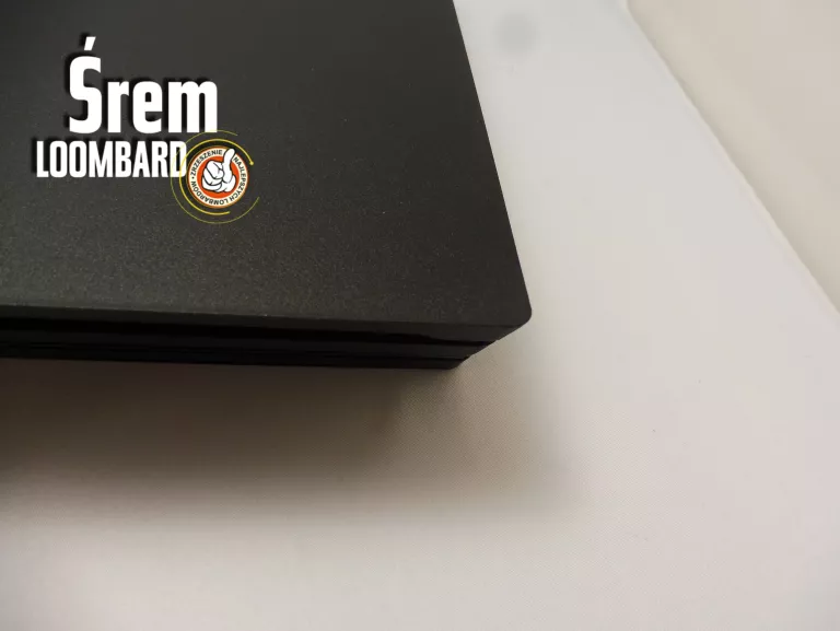 KONSOLA PS4 PRO, 3 GRY, 2 PADY, OKABLOWANIE, BDB STAN!