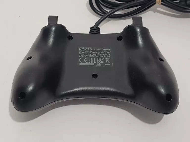PAD PRZEWODOWY DO PS3/PC TRUST MODEL NOMAD GXT 560