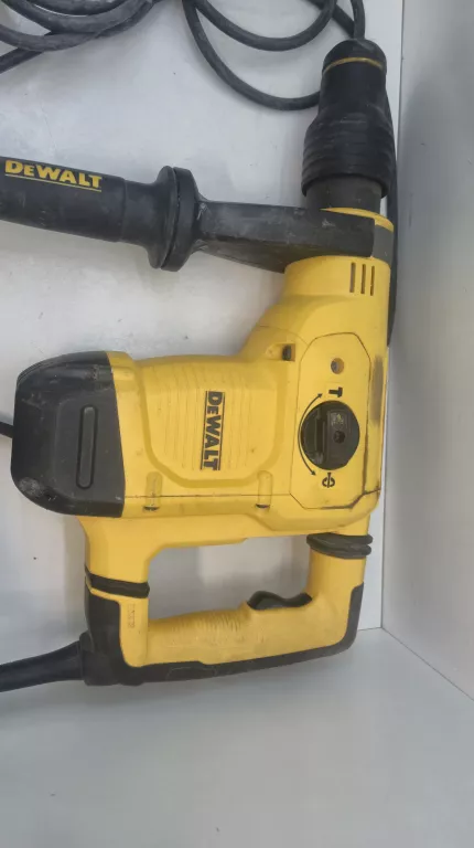 mlotowiertarka-dewalt-d25810-qs-stan-11323-2