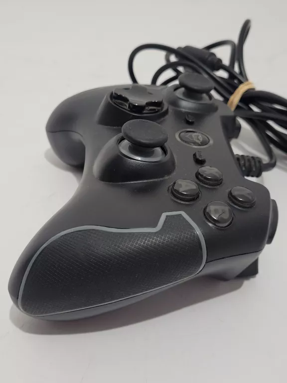 PAD PRZEWODOWY DO PS3/PC TRUST MODEL NOMAD GXT 560