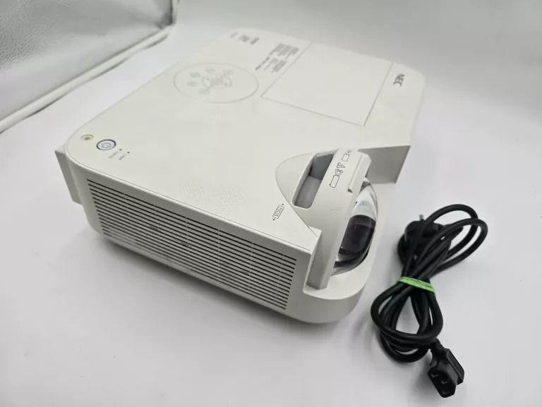 PROJEKTOR NEC M333XS