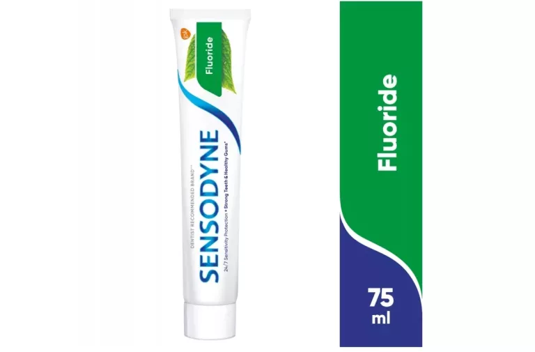 SENSODYNE FLUORIDE PASTA DO ZĘBÓW Z FLUOREM 75 ML
