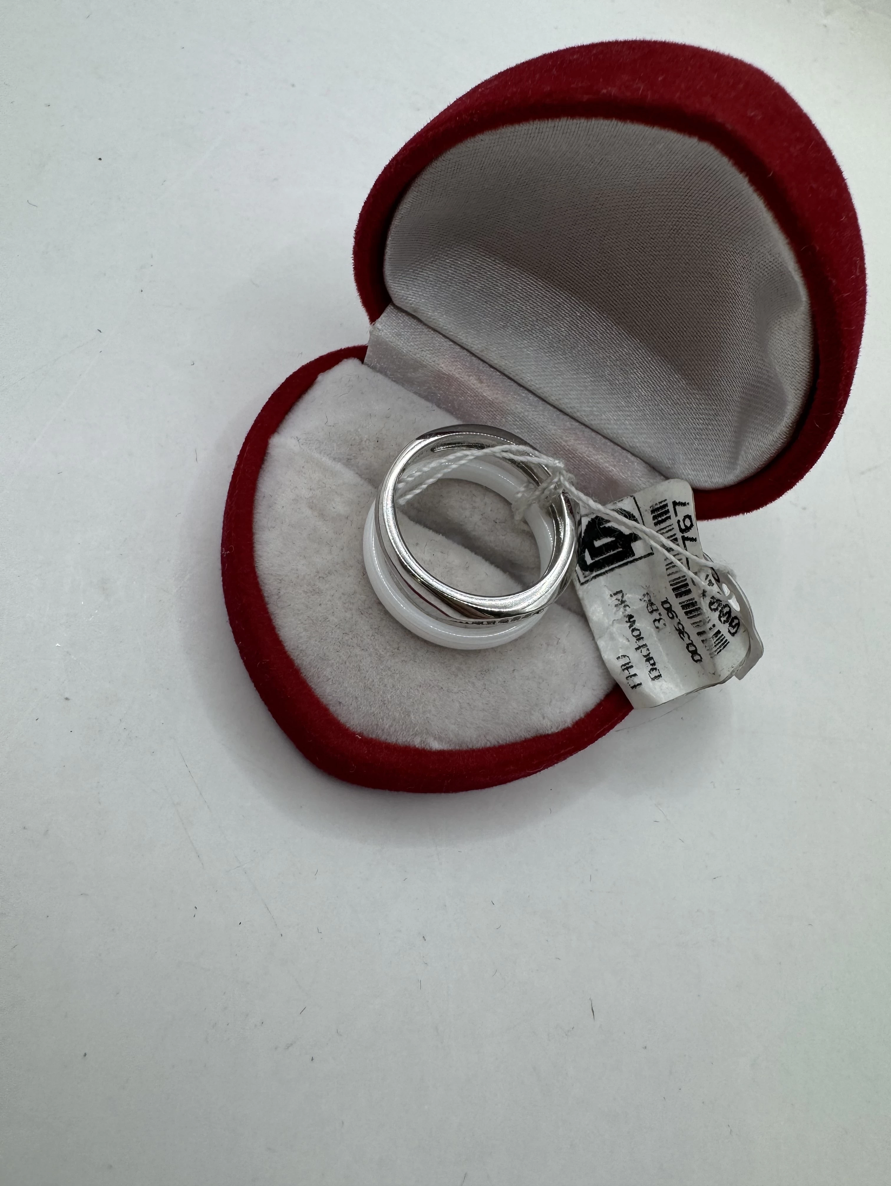 srebrny-pierscionek-z-biala-ceramika-r-10-waga-380-g-stan-11323-2