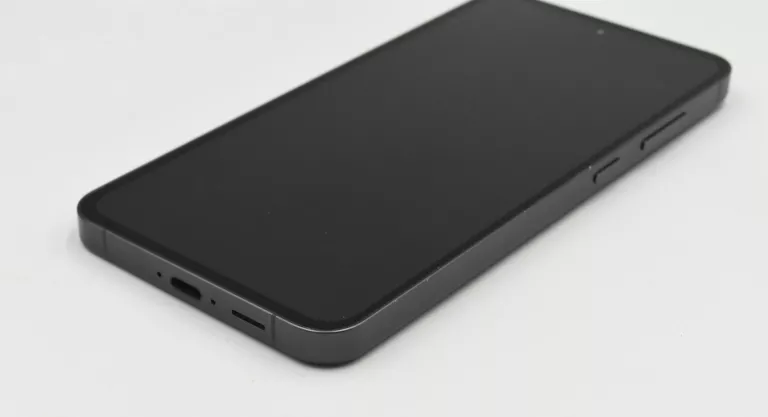 SMARTFON SAMSUNG GALAXY S24 FE 5G 8/128GB 6.7” 120HZ