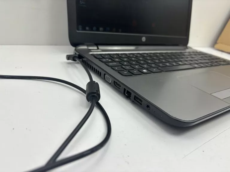 LAPTOP HP 255 G3 WIN 7 500GB / 4GB RAM AMD A4 +ŁAD