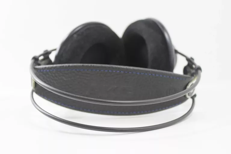 SŁUCHAWKI PÓŁOTWARTE AKG K702
