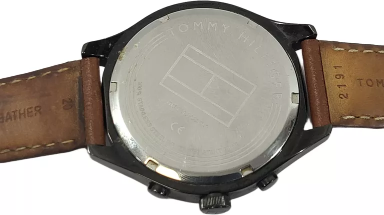 ZEGAREK MĘSKI KWARCOWY TOMMY HILFIGER 1791470 5 BAR