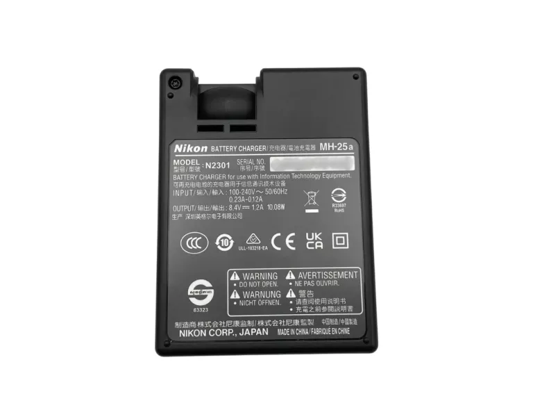 ŁADOWARKA NIKON MH-25A N2301 10.08W 100-240V 50/60HZ