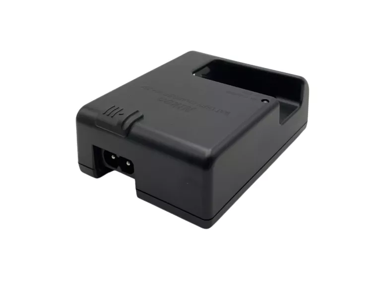 ŁADOWARKA NIKON MH-25A N2301 10.08W 100-240V 50/60HZ