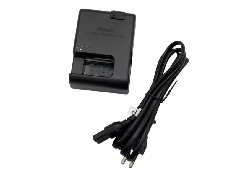 ŁADOWARKA NIKON MH-25A N2301 10.08W 100-240V 50/60HZ